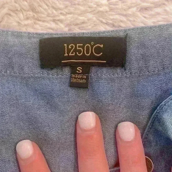 1250 C Jean Top *NWOT* with adjustable straps - Picture 6 of 7